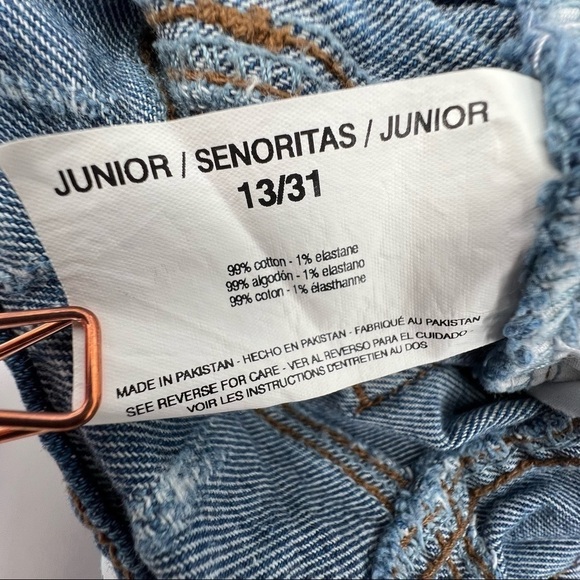 Black Daisy Natalia Straight Distressed Mini Denim Jean Skirt Size 1 Women’s - Picture 5 of 6